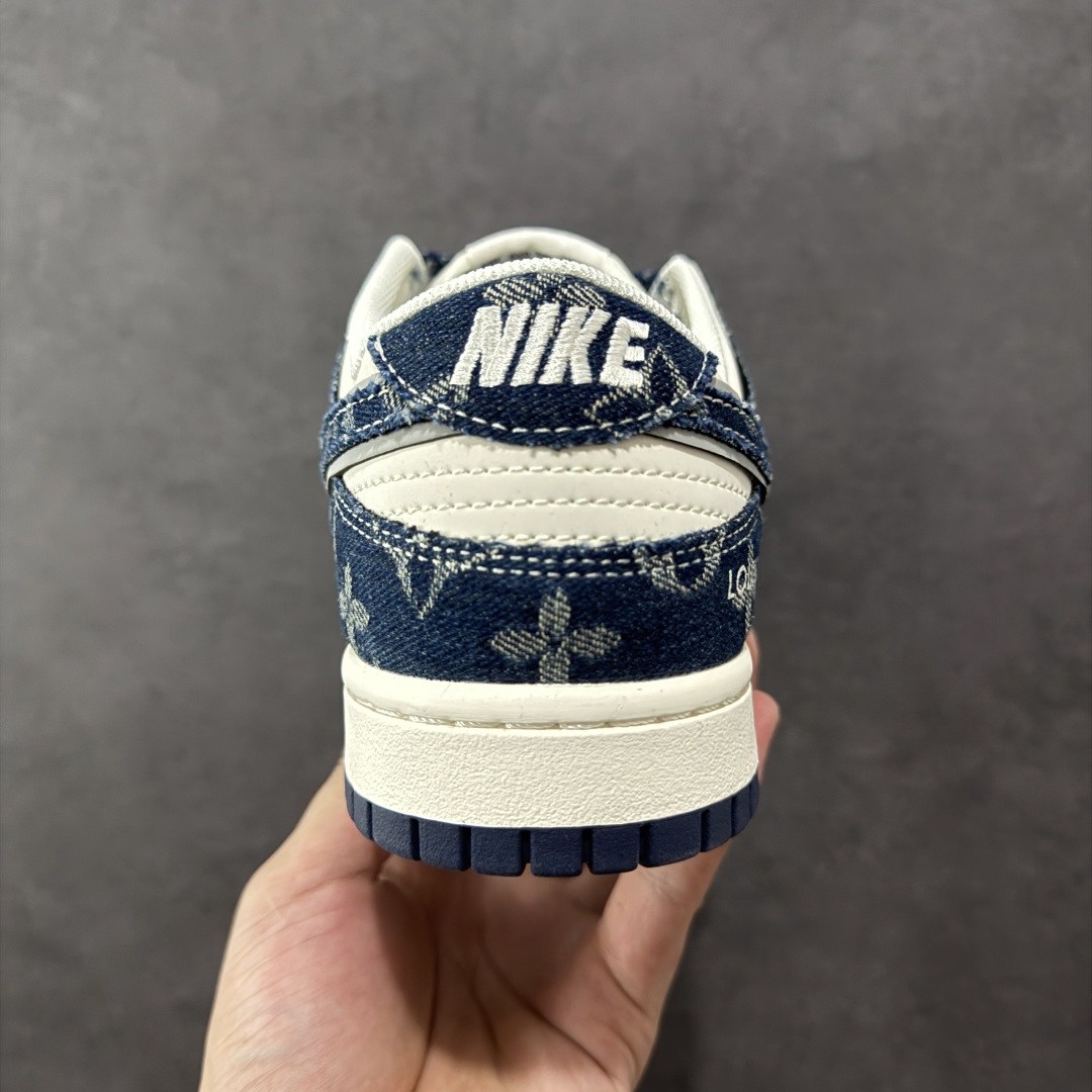  
【定制版】Nike SB Dunk Low LV联名 猪八蓝牛仔 周年高端定制 低帮休闲板鞋 YX5