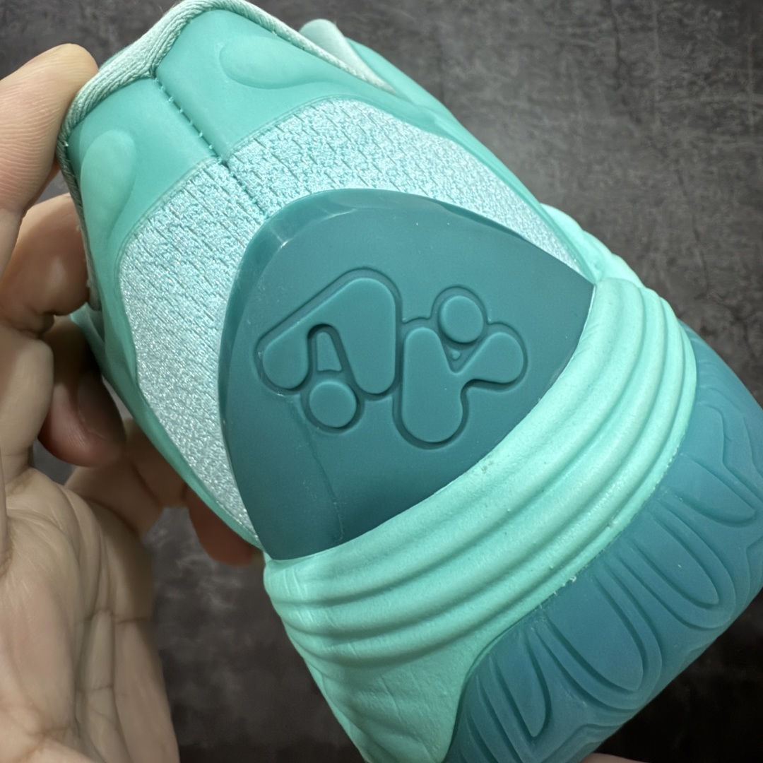  
【纯原】PUMA Hali 1 彪马哈里伯顿一代舒适百搭防滑耐磨低帮篮球鞋 

设计师和哈里伯顿在设