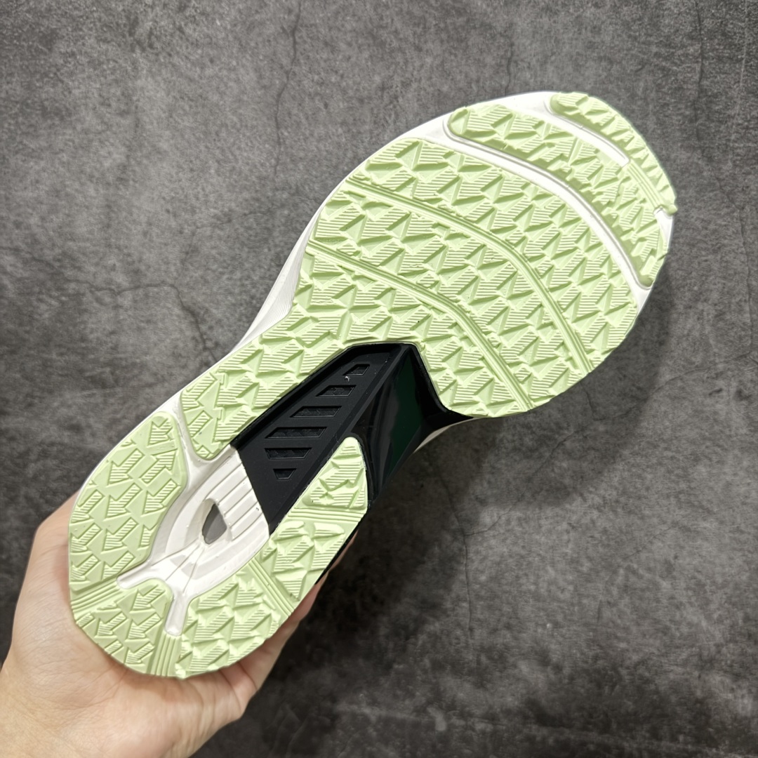  
【纯原M版】DESCENTE DYNAMIC FLUID 2.0 迪桑特轻盈缓震透气鞋面时尚休闲运动