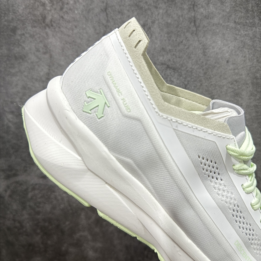  
【纯原M版】DESCENTE DYNAMIC FLUID 2.0 迪桑特轻盈缓震透气鞋面时尚休闲运动