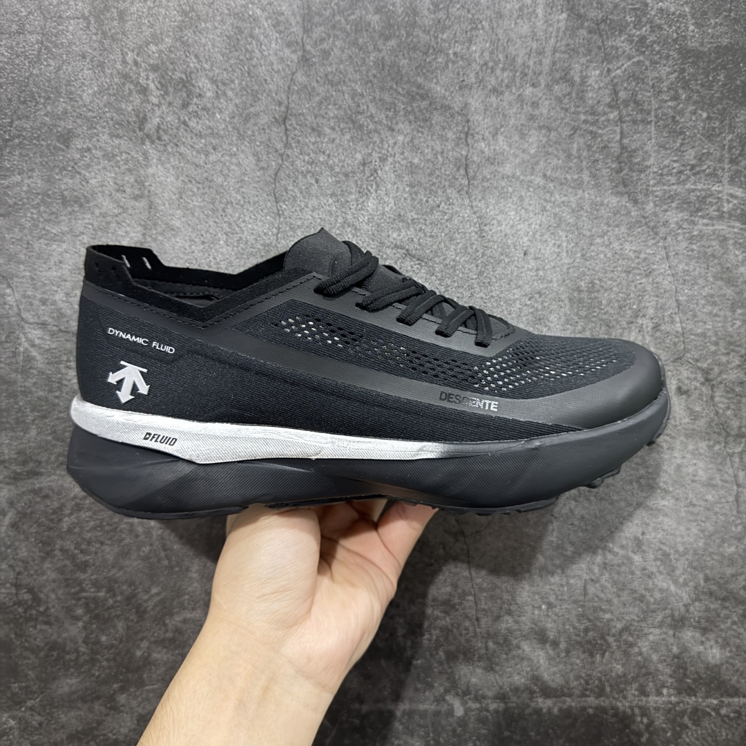  
【纯原M版】DESCENTE DYNAMIC FLUID 2.0 迪桑特轻盈缓震透气鞋面时尚休闲运动