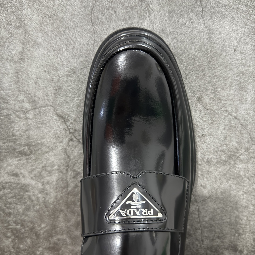 420 东莞纯原版 Prada 乐福鞋 全真牛皮 2024年春夏最好的穿的乐福鞋