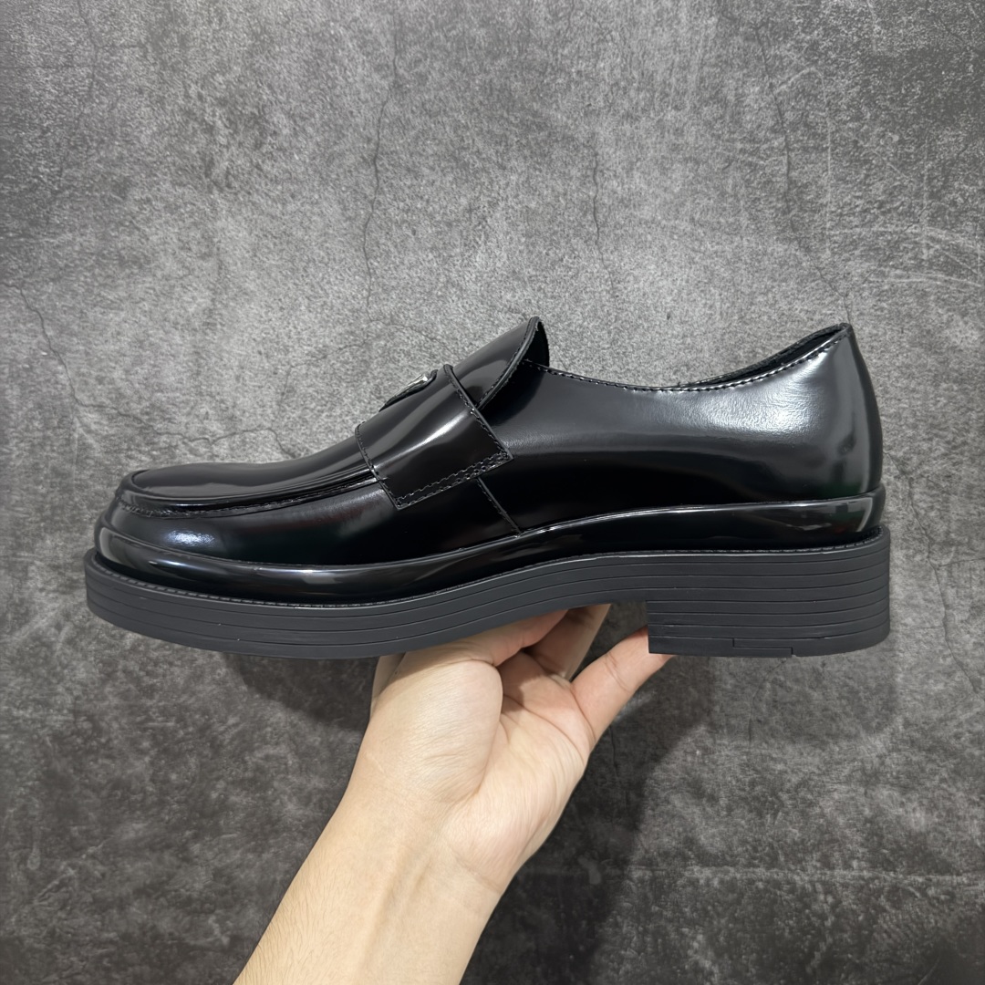 420 东莞纯原版 Prada 乐福鞋 全真牛皮 2024年春夏最好的穿的乐福鞋