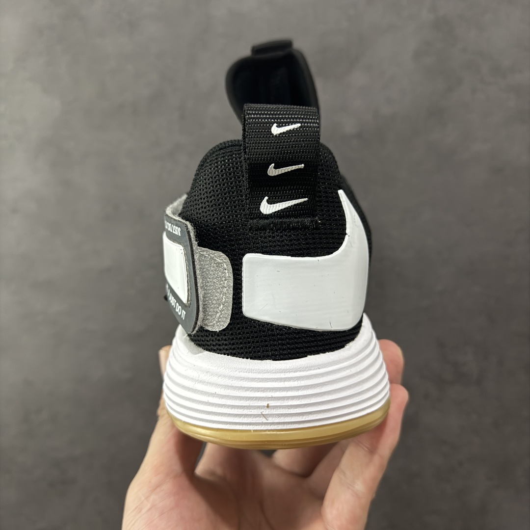  
NK React HyperSet 训练鞋 
低帮减震耐磨 排球篮球双线球鞋 
原鞋开发 全鞋底re