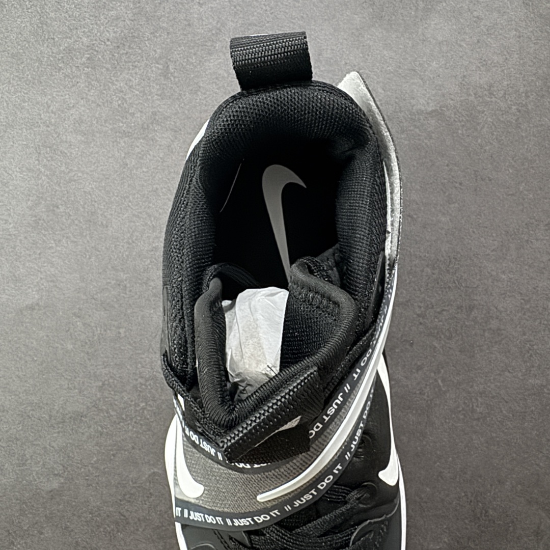  
NK React HyperSet 训练鞋 
低帮减震耐磨 排球篮球双线球鞋 
原鞋开发 全鞋底re
