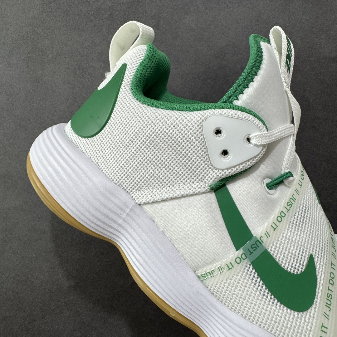  
NK React HyperSet 训练鞋 
低帮减震耐磨 排球篮球双线球鞋 
原鞋开发 全鞋底re