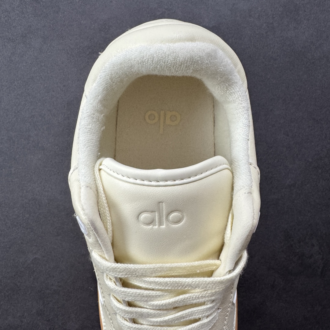 图片[7]-【纯原版】Alo Yoga Recovery Mode 舒适简约 防滑耐磨 低帮 板鞋 男女同款 25s 春夏新款 小白鞋厚底舒适休闲款 alo比耐克更懂女生！上脚超级百搭！而且超级舒适！是厚底款但是上脚一点都不沉重！ 非常轻便！套上袜套搭配更好看！而且还是明星同款推荐～上脚增高显腿细！ 超级适合我们小个子女生～鞋子整体也是经典的拼色撞色设计搭配鞋面细腻的真皮纹路肌理感！！ 材质：牛皮内里羊里 大底：纯天然橡胶大底 尺码：36-45-选品中心