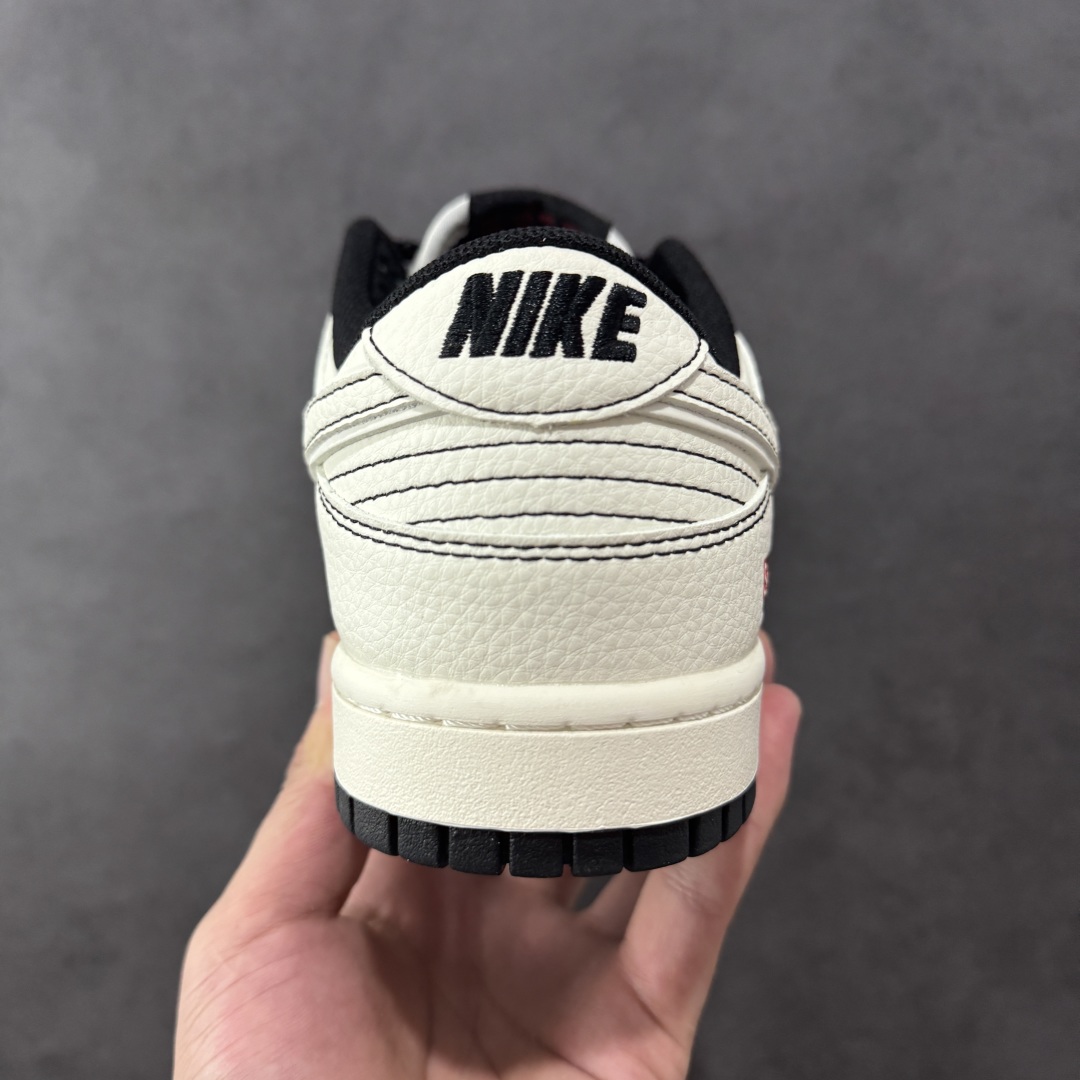  
【纯原】Nike SB Dunk Low Supreme联名 米黑线小红勾 高端定制 低帮休闲板鞋
