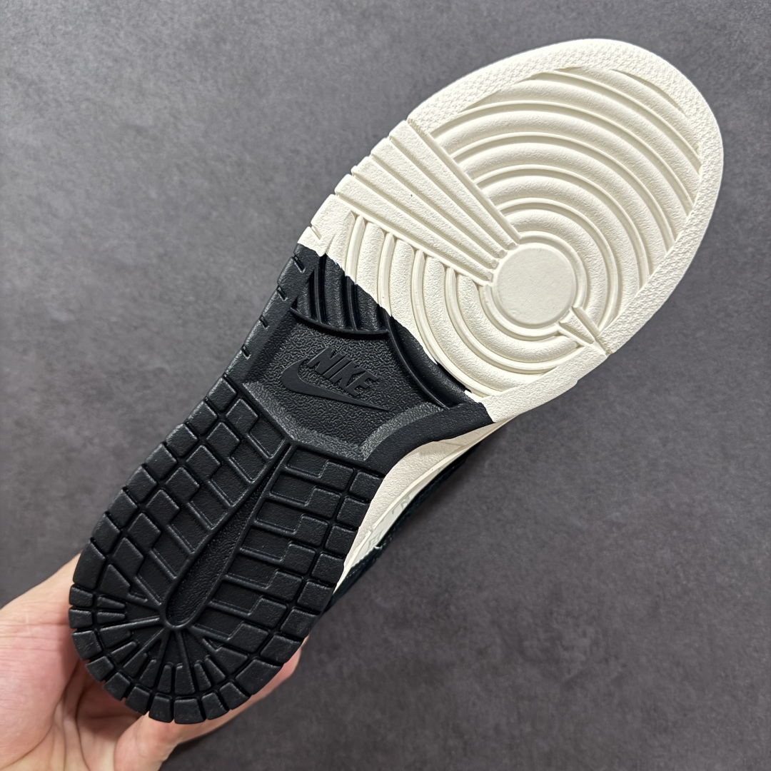  
【纯原】Louis Vuitton x Nike Dunk SB Low 路易威登LV x 耐克 S