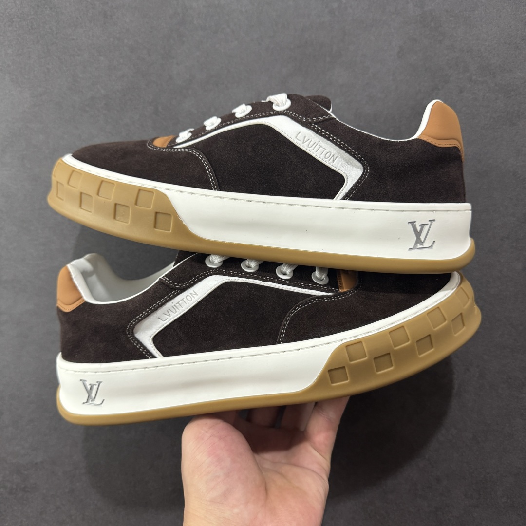 380 广东礼盒版本 LOUIS VUITTON skate sneaker 2025 秋冬男士系列 Classic 牛皮革 圆头系带 低帮 生活休闲鞋