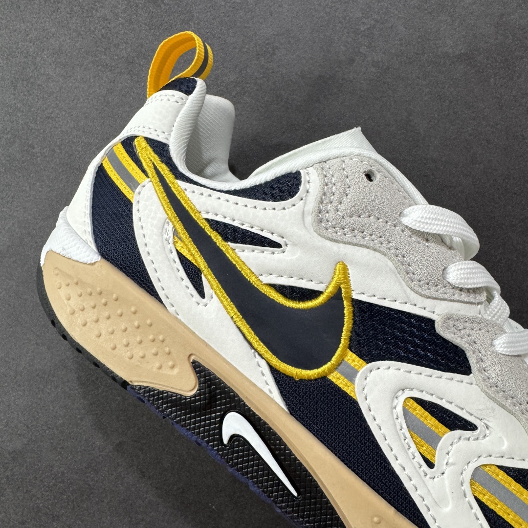 图片[6]-【福利特价】NIKE JAM 系列舒适时尚防滑耐磨低帮生活休闲鞋 FN0314-100 采用鞋面合成皮革与网眼布设计 以便于运动员在霹雳舞运动中的保护和耐穿 中底设计细节采用翻转SWOOSH设计 使得倒立动作时更显帅气 鞋子中的整体结构下降 有助于提供更好的缓震效果 设计语言来与NIKE 2000年跑跑鞋中汲取的材料组合以及设计语言 鞋子在线条处大量采用反光效果 尺码：36 36.5 37.5 38 38.5 39 40 40.5 41 42 42.5 43 44 44.5 45-选品中心