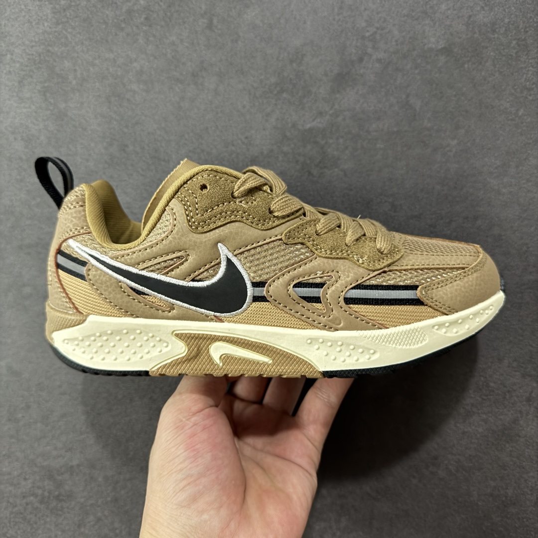 【福利特价】NIKE JAM 系列舒适时尚防滑耐磨低帮生活休闲鞋 FN0314-200 采用鞋面合成皮革与网眼布设计 以便于运动员在霹雳舞运动中的保护和耐穿 中底设计细节采用翻转SWOOSH设计 使得倒立动作时更显帅气 鞋子中的整体结构下降 有助于提供更好的缓震效果 设计语言来与NIKE 2000年跑跑鞋中汲取的材料组合以及设计语言 鞋子在线条处大量采用反光效果 尺码:36 36.5 37.5 38 38.5 39 40 40.5 41 42 42.5 43 44 44.5 45-选品中心