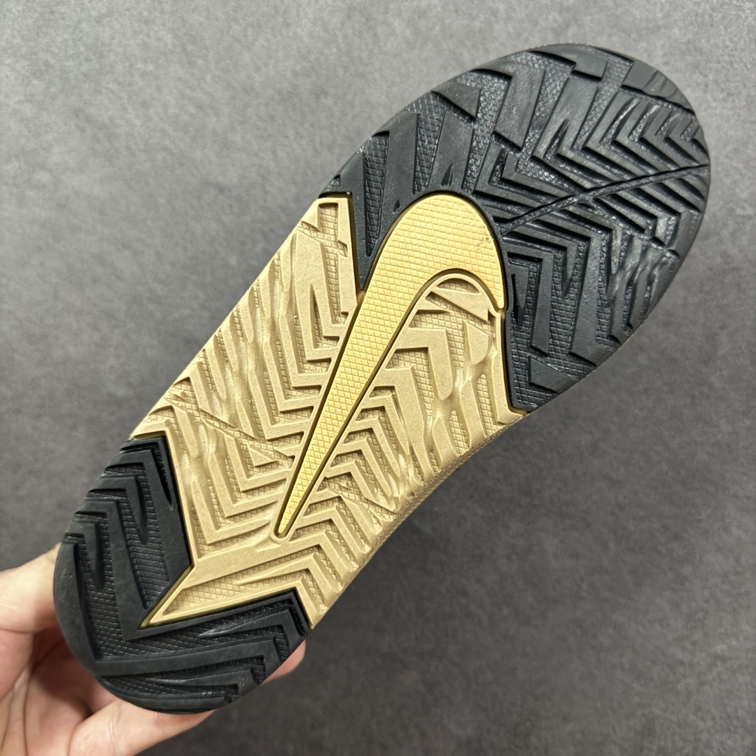 图片[9]-【福利特价】NIKE JAM 系列舒适时尚防滑耐磨低帮生活休闲鞋 FN0314-002 采用鞋面合成皮革与网眼布设计 以便于运动员在霹雳舞运动中的保护和耐穿 中底设计细节采用翻转SWOOSH设计 使得倒立动作时更显帅气 鞋子中的整体结构下降 有助于提供更好的缓震效果 设计语言来与NIKE 2000年跑跑鞋中汲取的材料组合以及设计语言 鞋子在线条处大量采用反光效果 尺码：36 36.5 37.5 38 38.5 39 40 40.5 41 42 42.5 43 44 44.5 45-选品中心