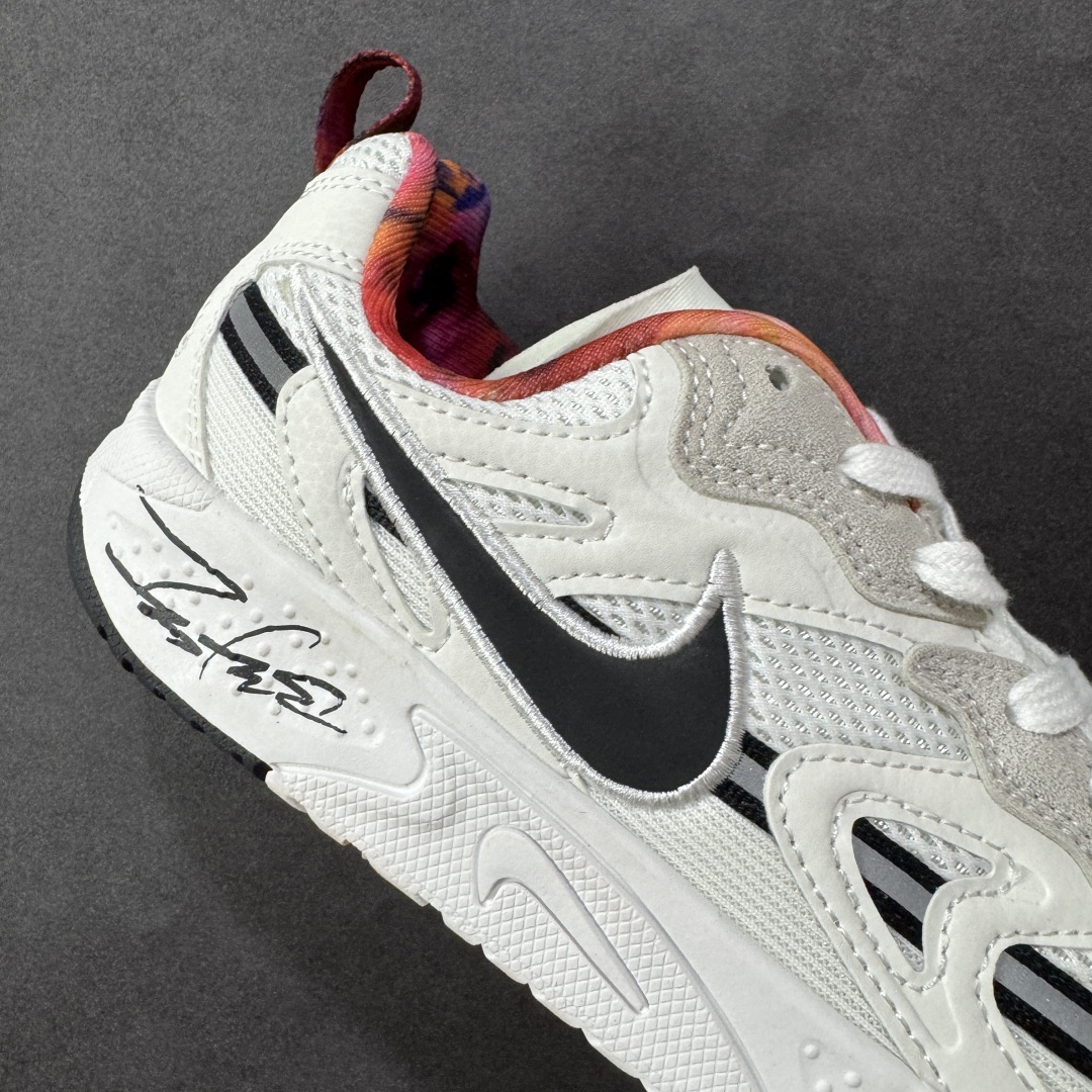 图片[6]-【福利特价】NIKE JAM 系列舒适时尚防滑耐磨低帮生活休闲鞋 FZ8966-100 采用鞋面合成皮革与网眼布设计 以便于运动员在霹雳舞运动中的保护和耐穿 中底设计细节采用翻转SWOOSH设计 使得倒立动作时更显帅气 鞋子中的整体结构下降 有助于提供更好的缓震效果 设计语言来与NIKE 2000年跑跑鞋中汲取的材料组合以及设计语言 鞋子在线条处大量采用反光效果 尺码：36 36.5 37.5 38 38.5 39 40 40.5 41 42 42.5 43 44 44.5 45-选品中心