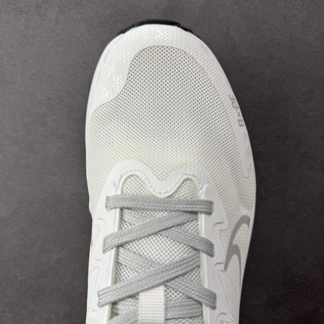  
【纯原】Bape x Nike Zoom Plus Low 猿人头 x 耐克 低帮 白灰色 超级飞马