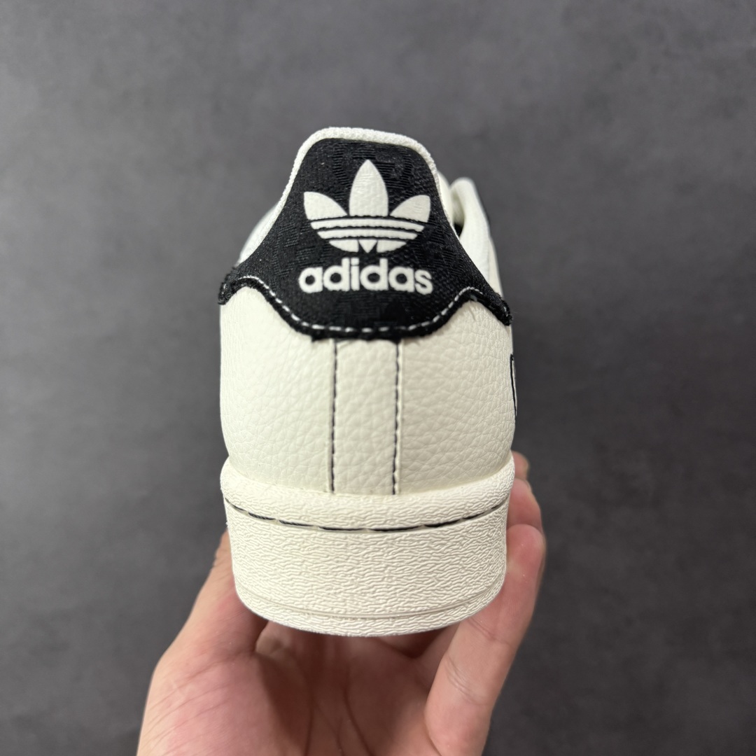  
【纯原】AD Originals Superstar x GUCCI 白黑
采用全新头层拼接皮革材质