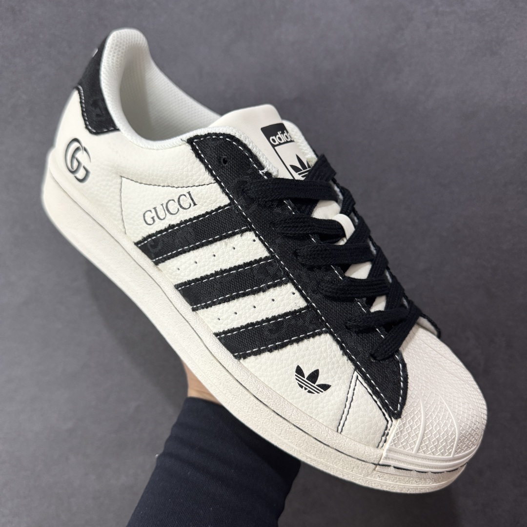  
【纯原】AD Originals Superstar x GUCCI 白黑
采用全新头层拼接皮革材质