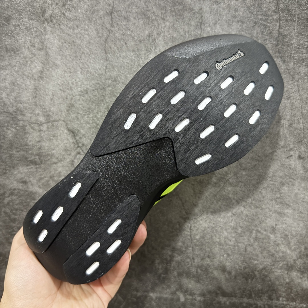 图片[9]-【HD版本】AD Adizero EVO SL 马拉松竞速专业跑鞋 JR5842 CELERMESH针织网面非常轻薄 纤维间的缝隙很大 可以保证跑步时的透气、排汗效果 鞋舌直接与两侧的内衬和鞋底连接在一起 在跑步过程中不会被鞋舌的左右移动所困扰 在标准鞋带孔的基础上再拓宽一组鞋带孔 适合不同脚型的需求 突破性 EnergyRods 技术，有助于跑者实现更好的成绩 中底独特的LIGHTSTRIKE PRO泡棉材质 微弹感觉在跑步过程中给予了良好的支撑体验 对于顶级精英和高水平进阶跑者来说 ADIOS PRO是一双值得信赖的竞速比赛用鞋 尺码：36 36.5 37.5 38 38.5 39 40 40.5 41 42 42.5 43 44 44.5 45-选品中心