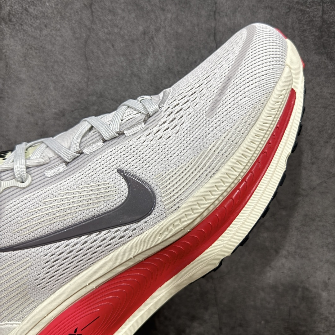 【纯原】Nike Air Zoom Vomero 18 全新科技运动跑鞋 HM6803-001