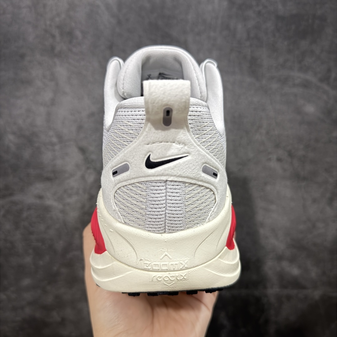【纯原】Nike Air Zoom Vomero 18 全新科技运动跑鞋 HM6803-001