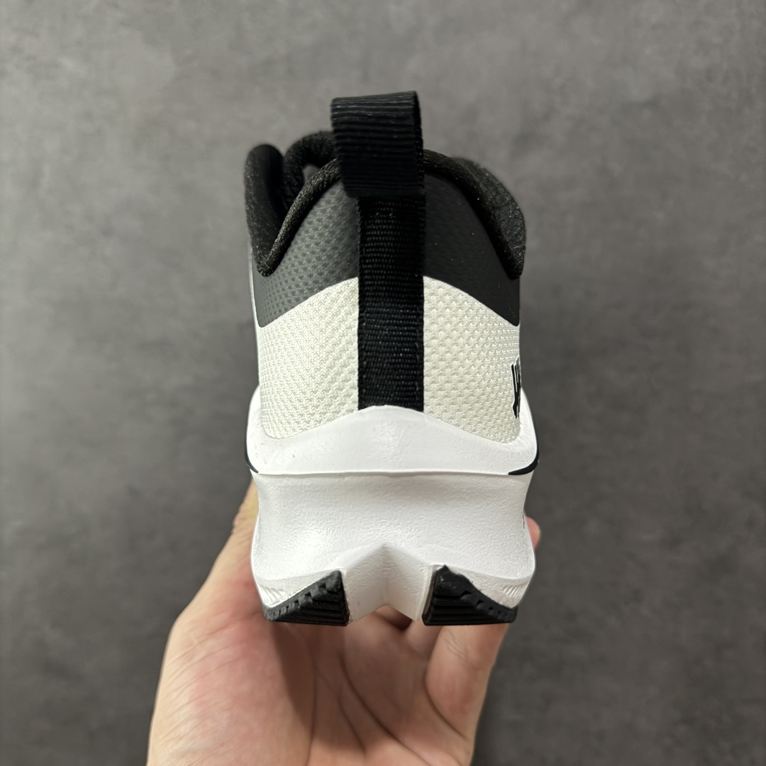 定制版 Understand x Nike Zoom Plus Low Und x 耐克 低帮白黑色 超级飞马涡轮增压马拉松慢跑鞋 CK4318-155