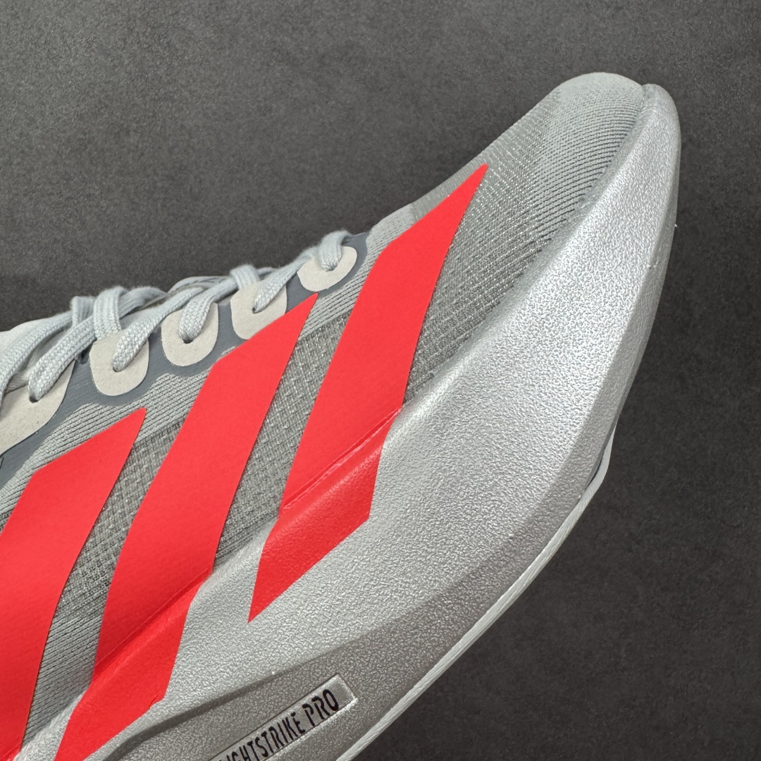 图片[5]-【HD版本】Ad Adizero Evo SL M 阿迪超轻透气缓震跑鞋  以令人难以置信的138克重量，刷新了跑鞋轻量化的记录，阿迪在材料科学和工艺技术上的深厚积累。  全新鞋款采用Lightweight Upper材料，让穿着者几乎能够体验到一种\”裸足\”的感觉 货号：KJ3381  尺码：36 36.5 37.5 38 38.5 39 40 40.5 41 42 42.5 43 44 45 46-选品中心