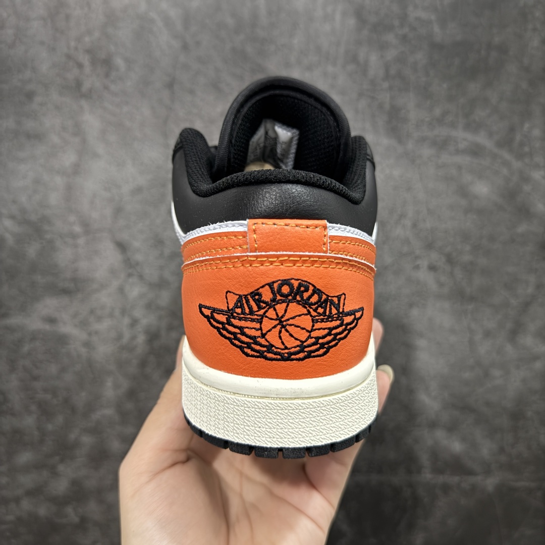  
Air Jordan Low AJ1 乔1 低帮文化休闲运动板鞋 白橙扣碎 -081

市面中低帮最