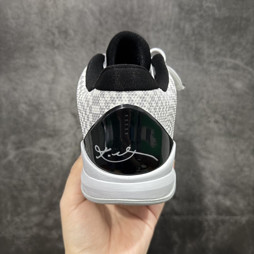  NK Kobe 5 Protro Zebra
科比5代 白灰斑马 灭世纯原出品🔥
#搭载最高工艺标准 