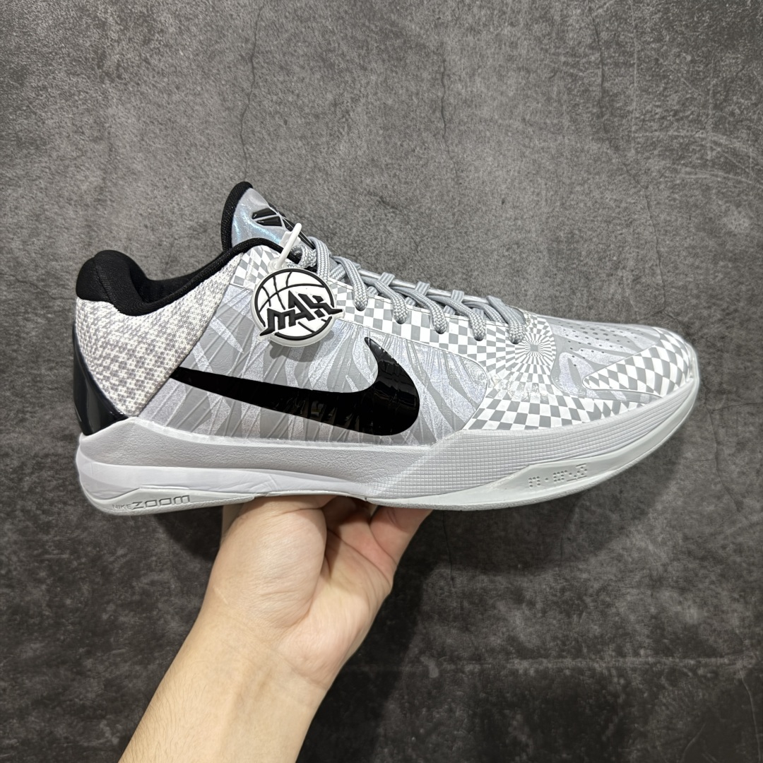  NK Kobe 5 Protro Zebra
科比5代 白灰斑马 灭世纯原出品🔥
#搭载最高工艺标准 