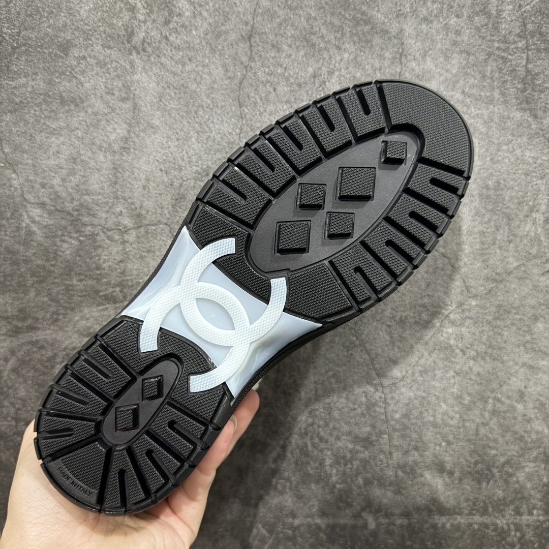 图片[9]-【莞产纯原】Chanel 25B新款熊猫鞋复古运动鞋 2025ss火爆熊猫鞋 配色厚底休闲运动鞋板鞋 同步 非常火爆 非常难买的一款鞋全网最火的厚底熊猫鞋 可想而知控不可错过的 颜值与舒适并存的 简约百搭小白鞋 厚底增高超级百搭 闭眼入 谁穿谁好看 鞋面：原版小牛皮 内里：进口羊皮里 大底：TPU原版大底 尺码：35-40-选品中心