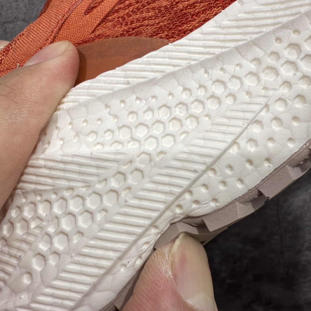 图片[4]-【莞顶礼盒版】Salomon 萨洛蒙Aero Glide GRVL 3代 超轻 户外 休闲 运动鞋 跑步鞋 輕巧鞋身 即使運動或日常 更容易配搭 采用 OrthoLite 鞋垫及鞋面採用透氣網眼材料 令雙腳保持乾爽及舒適感 避免悶熱感中底採用高回彈EVA 材料，能有效吸收地面衝擊減輕壓力 鞋底配備專業的 energyEvofoam橡膠外底獨特抓地設計提供穩定支撑 配送精美包装 面料：原版定制科技面料 内里：进口透气网里 鞋底： 原版开模橡胶发泡材质 底厚：4CM 尺码： 35-45-选品中心