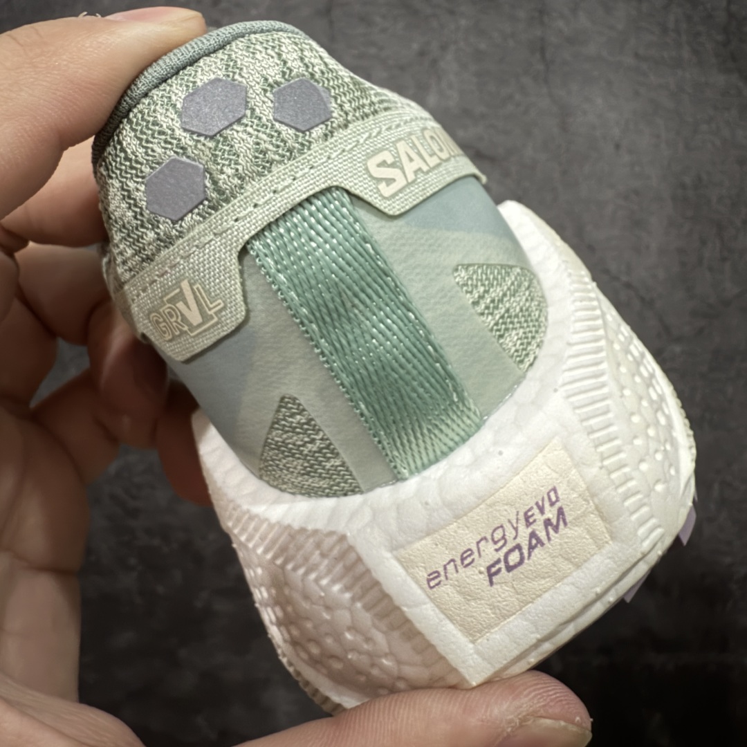 图片[2]-【莞顶礼盒版】Salomon 萨洛蒙Aero Glide GRVL 3代 超轻 户外 休闲 运动鞋 跑步鞋 輕巧鞋身 即使運動或日常 更容易配搭 采用 OrthoLite 鞋垫及鞋面採用透氣網眼材料 令雙腳保持乾爽及舒適感 避免悶熱感中底採用高回彈EVA 材料，能有效吸收地面衝擊減輕壓力 鞋底配備專業的 energyEvofoam橡膠外底獨特抓地設計提供穩定支撑 配送精美包装 面料：原版定制科技面料 内里：进口透气网里 鞋底： 原版开模橡胶发泡材质 底厚：4CM 尺码： 35-45-选品中心