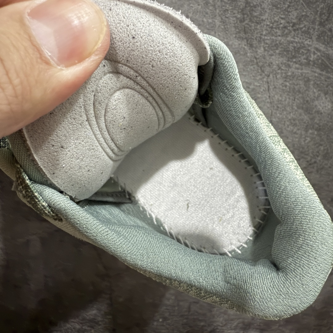 图片[8]-【莞顶礼盒版】Salomon 萨洛蒙Aero Glide GRVL 3代 超轻 户外 休闲 运动鞋 跑步鞋 輕巧鞋身 即使運動或日常 更容易配搭 采用 OrthoLite 鞋垫及鞋面採用透氣網眼材料 令雙腳保持乾爽及舒適感 避免悶熱感中底採用高回彈EVA 材料，能有效吸收地面衝擊減輕壓力 鞋底配備專業的 energyEvofoam橡膠外底獨特抓地設計提供穩定支撑 配送精美包装 面料：原版定制科技面料 内里：进口透气网里 鞋底： 原版开模橡胶发泡材质 底厚：4CM 尺码： 35-45-选品中心