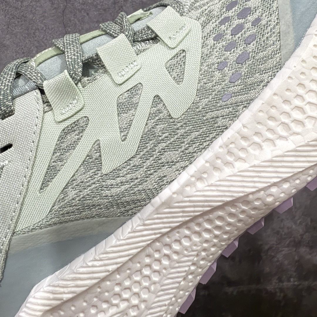 图片[4]-【莞顶礼盒版】Salomon 萨洛蒙Aero Glide GRVL 3代 超轻 户外 休闲 运动鞋 跑步鞋 輕巧鞋身 即使運動或日常 更容易配搭 采用 OrthoLite 鞋垫及鞋面採用透氣網眼材料 令雙腳保持乾爽及舒適感 避免悶熱感中底採用高回彈EVA 材料，能有效吸收地面衝擊減輕壓力 鞋底配備專業的 energyEvofoam橡膠外底獨特抓地設計提供穩定支撑 配送精美包装 面料：原版定制科技面料 内里：进口透气网里 鞋底： 原版开模橡胶发泡材质 底厚：4CM 尺码： 35-45-选品中心