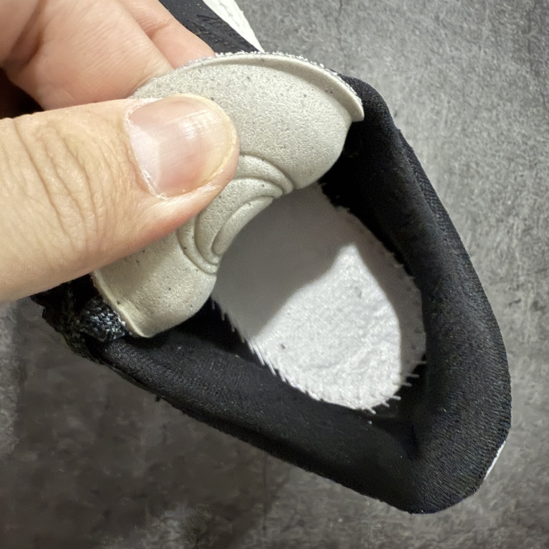 图片[8]-【莞顶礼盒版】Salomon 萨洛蒙Aero Glide GRVL 3代 超轻 户外 休闲 运动鞋 跑步鞋 輕巧鞋身 即使運動或日常 更容易配搭 采用 OrthoLite 鞋垫及鞋面採用透氣網眼材料 令雙腳保持乾爽及舒適感 避免悶熱感中底採用高回彈EVA 材料，能有效吸收地面衝擊減輕壓力 鞋底配備專業的 energyEvofoam橡膠外底獨特抓地設計提供穩定支撑 配送精美包装 面料：原版定制科技面料 内里：进口透气网里 鞋底： 原版开模橡胶发泡材质 底厚：4CM 尺码： 35-45-选品中心