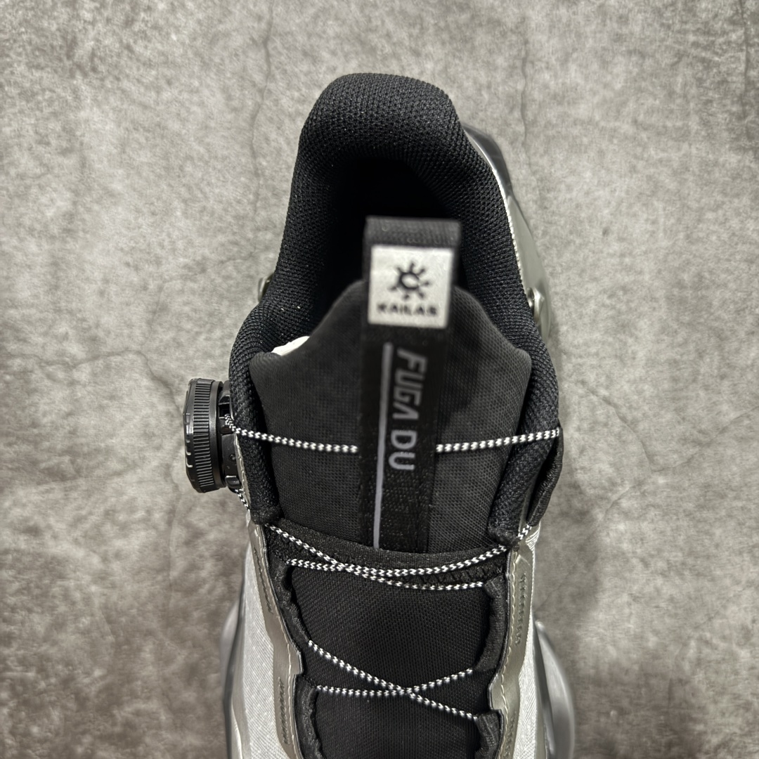 图片[8]-【TOP版本】KAILAS FUGA DU BOA 凯乐石 黑山大坡王越野机能跑鞋 这双黑山整体呈现了多样的黑灰银搭配 鞋面主体部分采用网状薄翼材质中底是大坡王最具特色的山形结构 鞋带采用 BOA 旋钮快速穿脱系统 Vibram Megagrip 延续大坡王超强抓地 多重元素组合而成的造型和颜色设计让整双鞋观感丰富而又统一 整双鞋的技术和材料应用使得科技感十足颜色和脚感适合各类场景和场所穿着！ 尺码：36 36.5 37 37.5 38 39 39.5 40 41 41.5 42 42.5 43 44 44.5 45-选品中心