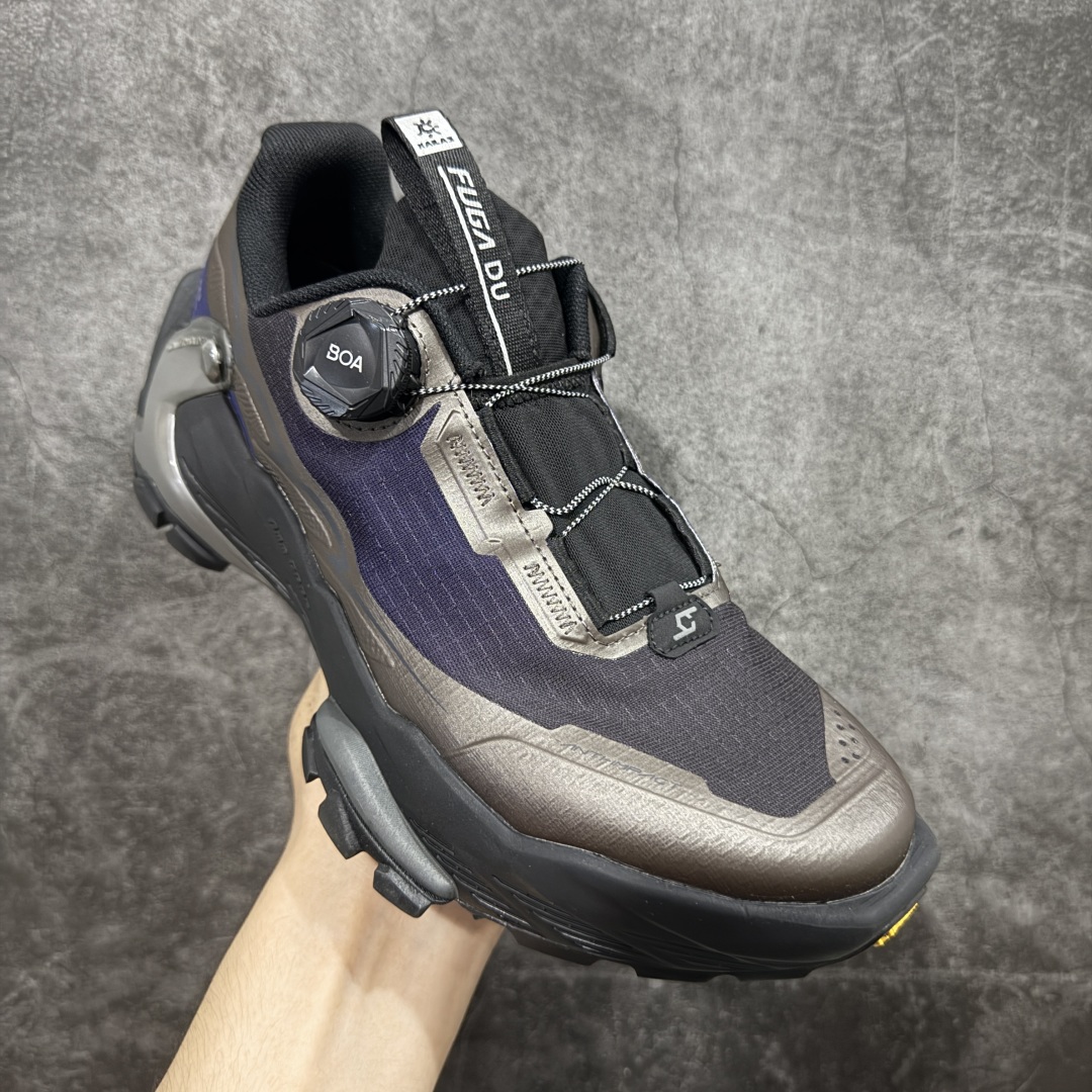 图片[3]-【TOP版本】KAILAS FUGA DU BOA 凯乐石 黑山大坡王越野机能跑鞋 这双黑山整体呈现了多样的黑灰银搭配 鞋面主体部分采用网状薄翼材质中底是大坡王最具特色的山形结构 鞋带采用 BOA 旋钮快速穿脱系统 Vibram Megagrip 延续大坡王超强抓地 多重元素组合而成的造型和颜色设计让整双鞋观感丰富而又统一 整双鞋的技术和材料应用使得科技感十足颜色和脚感适合各类场景和场所穿着！ 尺码：36 36.5 37 37.5 38 39 39.5 40 41 41.5 42 42.5 43 44 44.5 45-选品中心