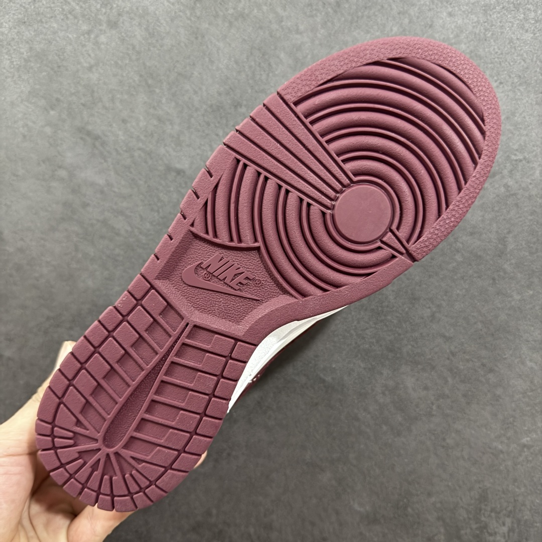 图片[9]-【GQ纯原福利】Nike Dunk Low系列 休闲运动板鞋 纯原大厂出品 头层好货 白菜底价 全码福利 一步到位 零售跑量的极佳选择 全套原楦原模打造完美版型 独家原厂航空铝磨具打磨大底 鞋头坡度极致还原 无解鞋型 原盒原配 原厂冲刀 全鞋零毛边皮料切割 工艺 品质 鞋型 清洁度 都是上等的好货 尺码：35.5 36 37 37.5 38 38.5 39 40 40.5 41 42 42.5 43 44 45 46 47.5-选品中心