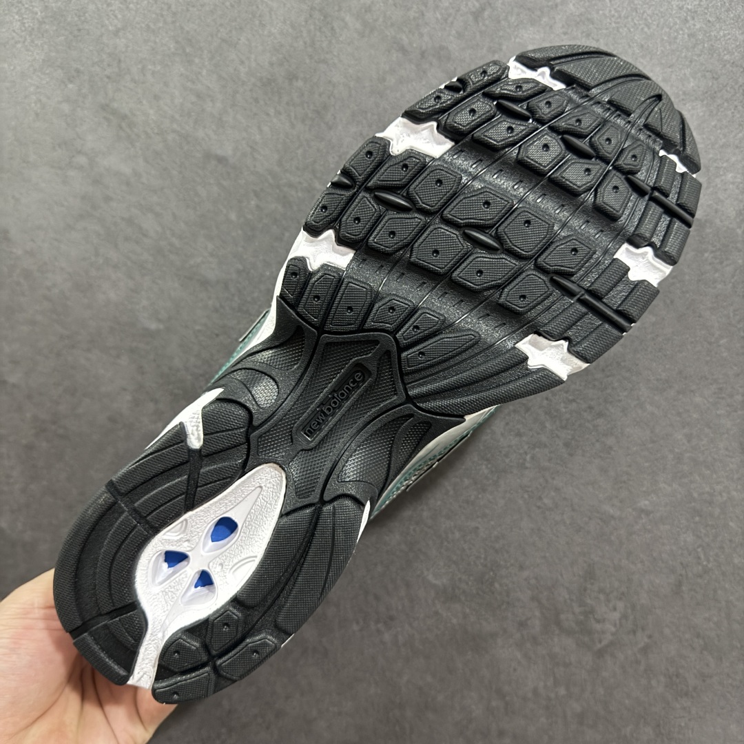 200 K版 New Balance 740 复古跑鞋 U740NC2