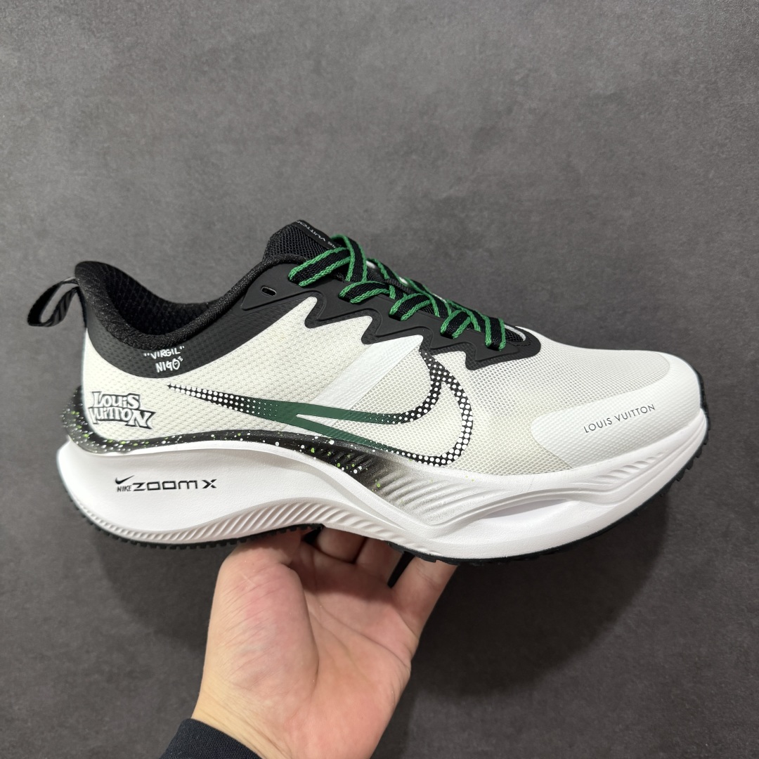 定制版 NIKE ZOOM PLUS 全新跑鞋 LV联名 CK4318-162