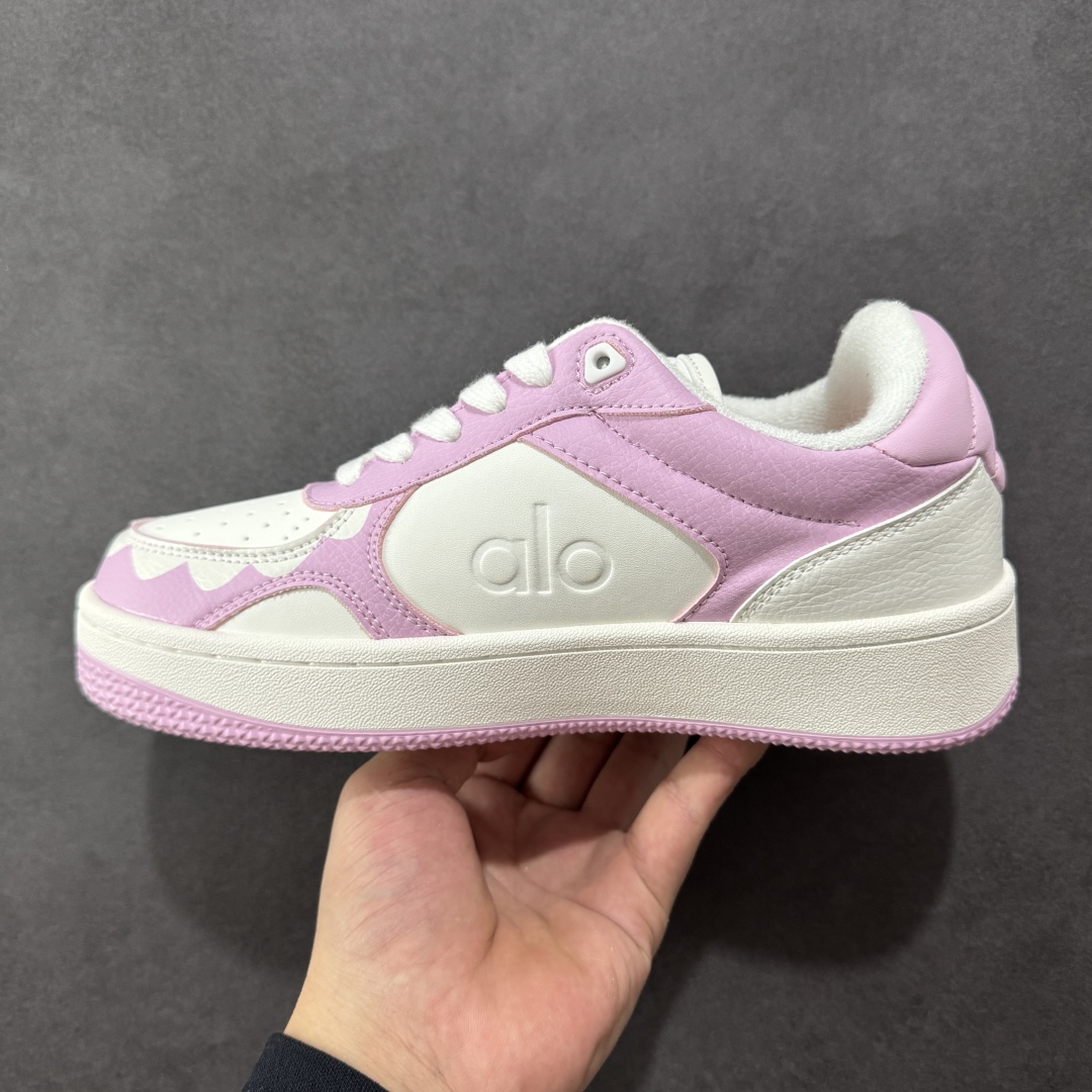 图片[2]-【定制版】Alo Yoga Recovery Mode 拉布布，人气单品 舒适简约防滑耐磨低帮休闲板鞋 Alo Yoga于2007年创立于洛杉矶，意在传播有意识的运动，同时激发人们的健康意识与创造力。品牌的核心理念在于制作能够带来完美体验的瑜伽服饰与功能性单品，让有意识的运动融入并改变生活。 尺码：36-40-选品中心