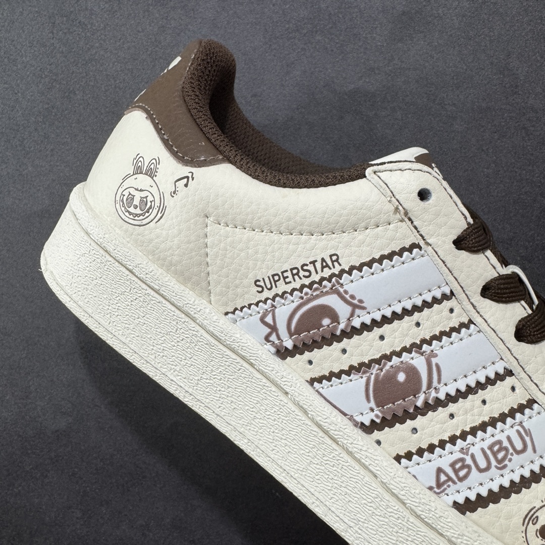  
【纯原】AD Originals Superstar x LABUBU 白棕
采用全新头层拼接皮革材