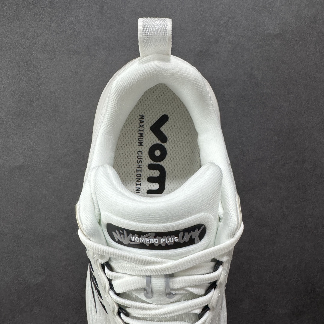  
【纯原】Nike VOMERO PLUS 耐克 舒适减震防滑 低帮跑步鞋
全掌ReactX泡绵中底 