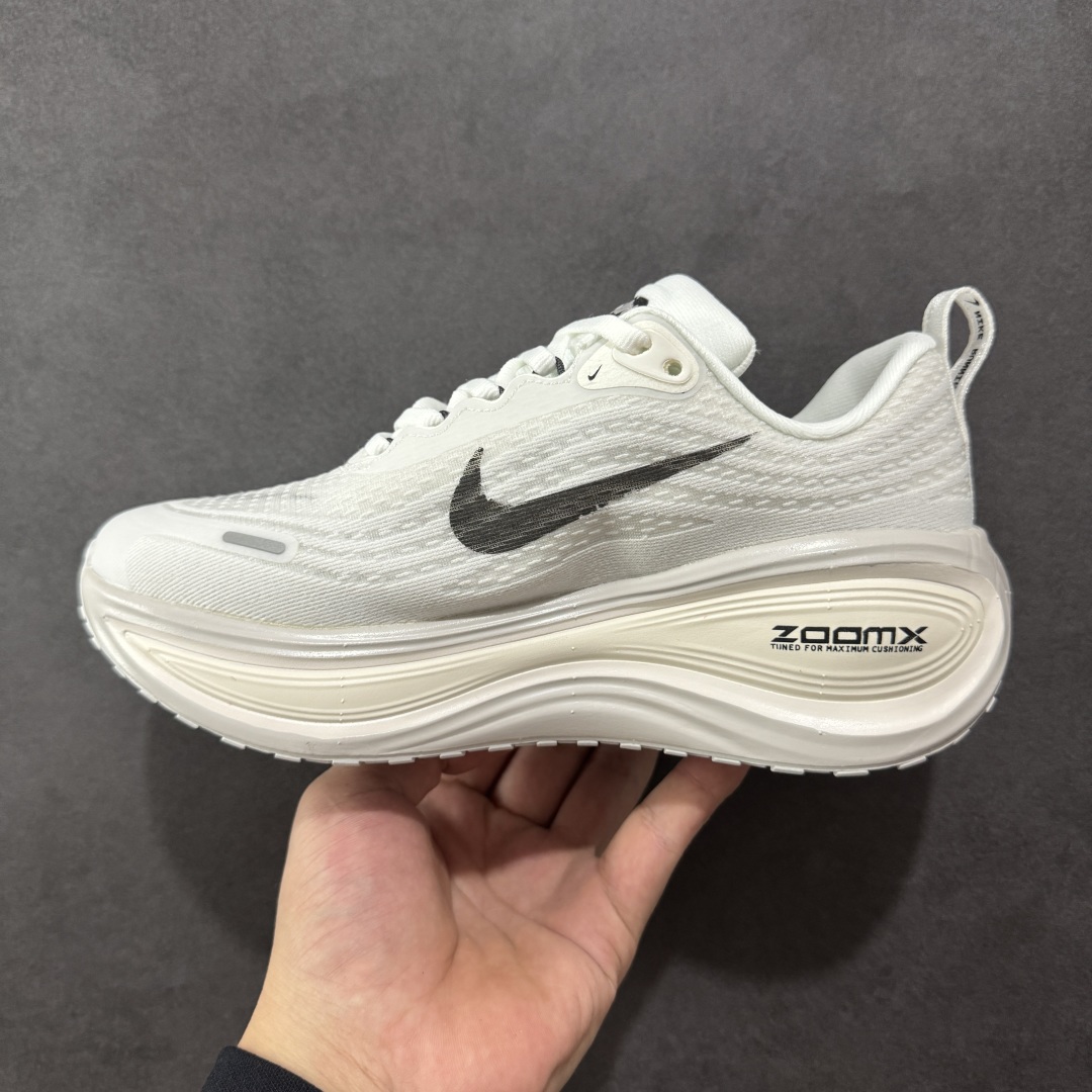  
【纯原】Nike VOMERO PLUS 耐克 舒适减震防滑 低帮跑步鞋
全掌ReactX泡绵中底 