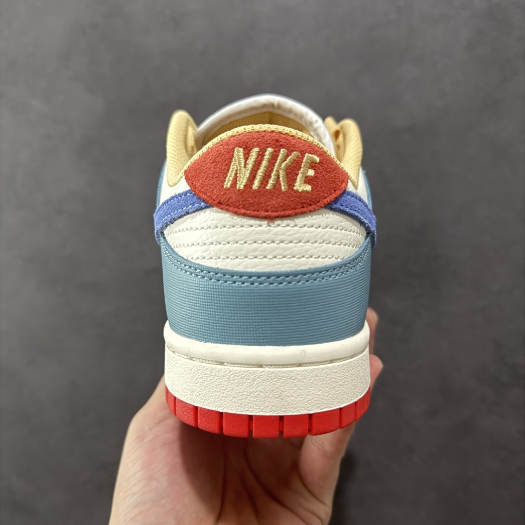  
Nike Dunk Low “Denim Turquoise” 米蓝 低帮休闲运动板鞋
以其引人注目