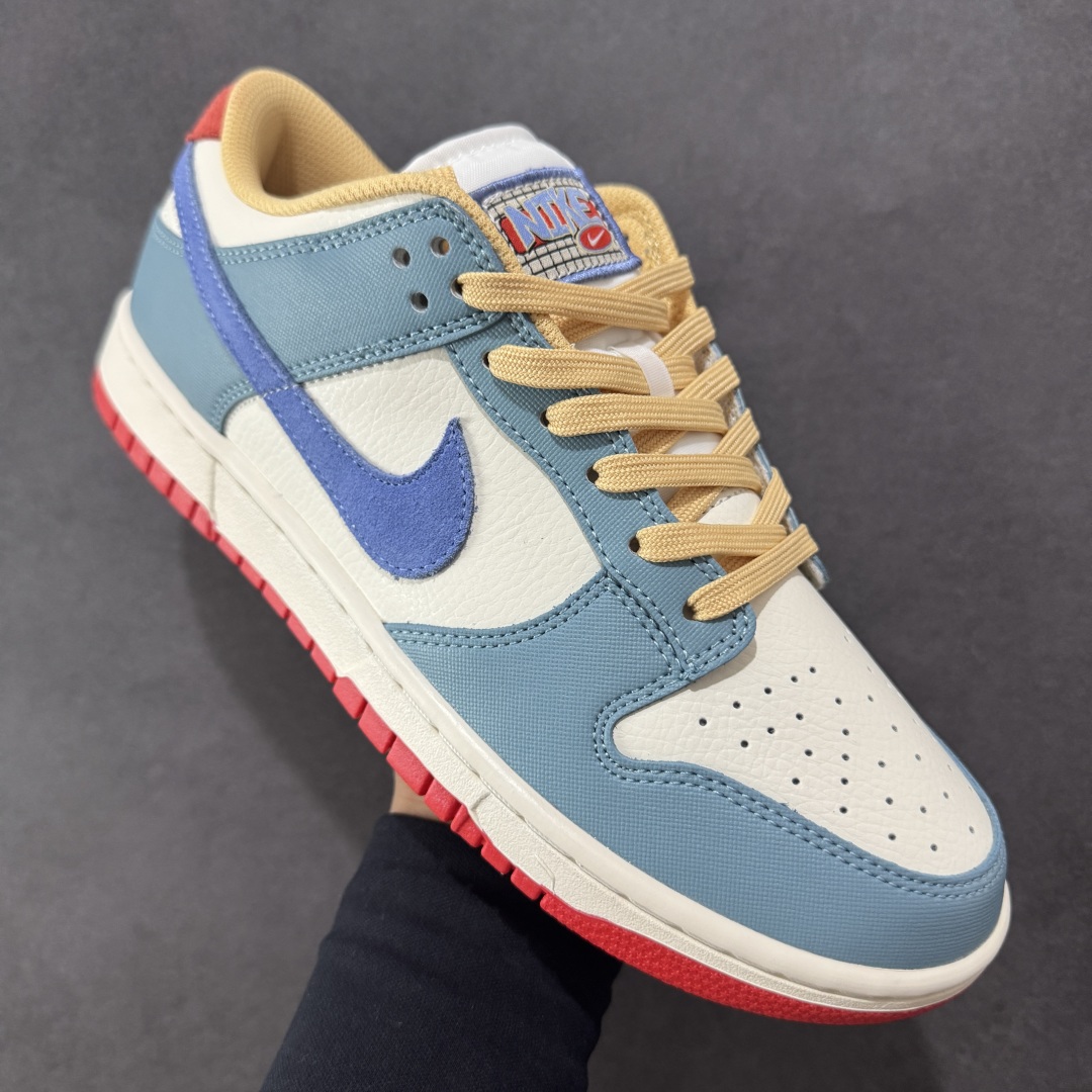  
Nike Dunk Low “Denim Turquoise” 米蓝 低帮休闲运动板鞋
以其引人注目