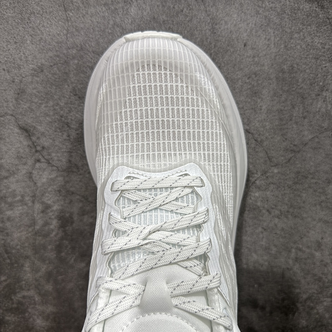  
【纯原H版】平台专供 Hoka Bondi 8 TS Caged 帮带8 网面透气跑步鞋  

全新