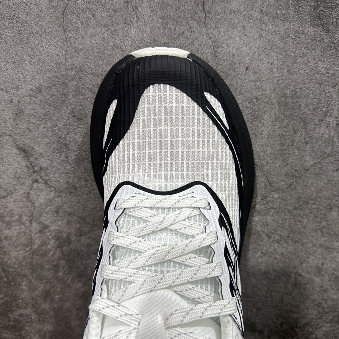  
【纯原H版】平台专供 Hoka Bondi 8 TS Caged 帮带8 网面透气跑步鞋  

全新