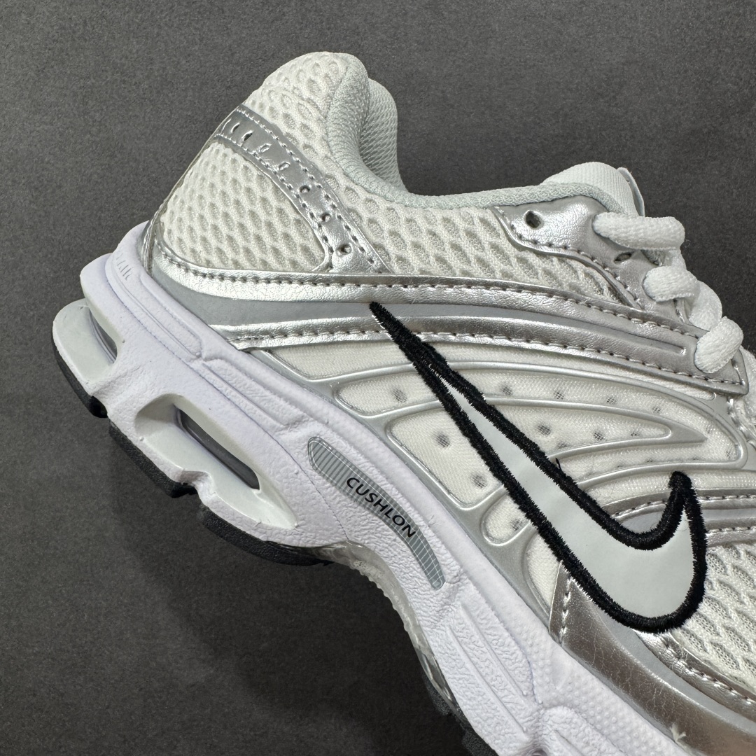  
【纯原】Nike Air Max Moto 2K 百搭舒适耐磨 低帮跑步鞋

货号 HQ2056-1