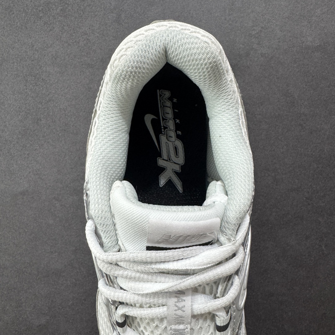  
【纯原】Nike Air Max Moto 2K 百搭舒适耐磨 低帮跑步鞋

货号 HQ2056-1